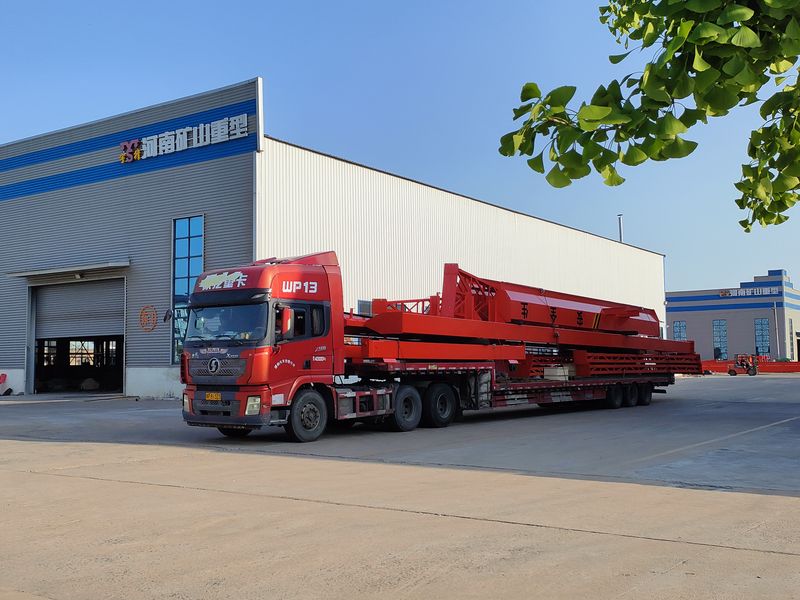 電動葫蘆門式起重機 2臺 MHxh10t—25m 外懸5/5m MHxh5t—23m 外懸4.5/4.5m 制作完成，發往青海交付客戶使用